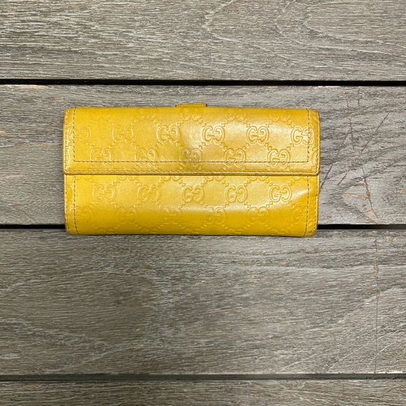 Gucci Yellow Wallet - Picture 2 of 8